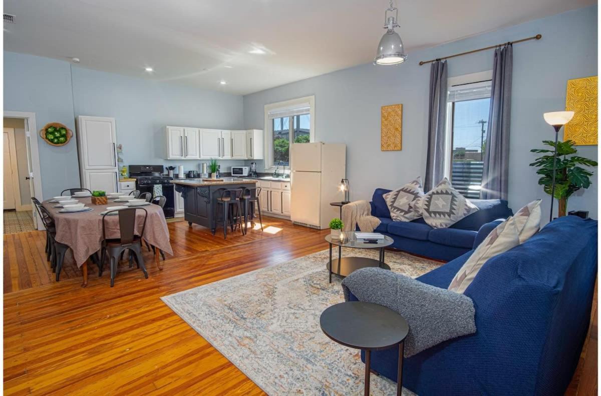 Stunning 3br2ba Haven In Downtowns Heart * San Antonio